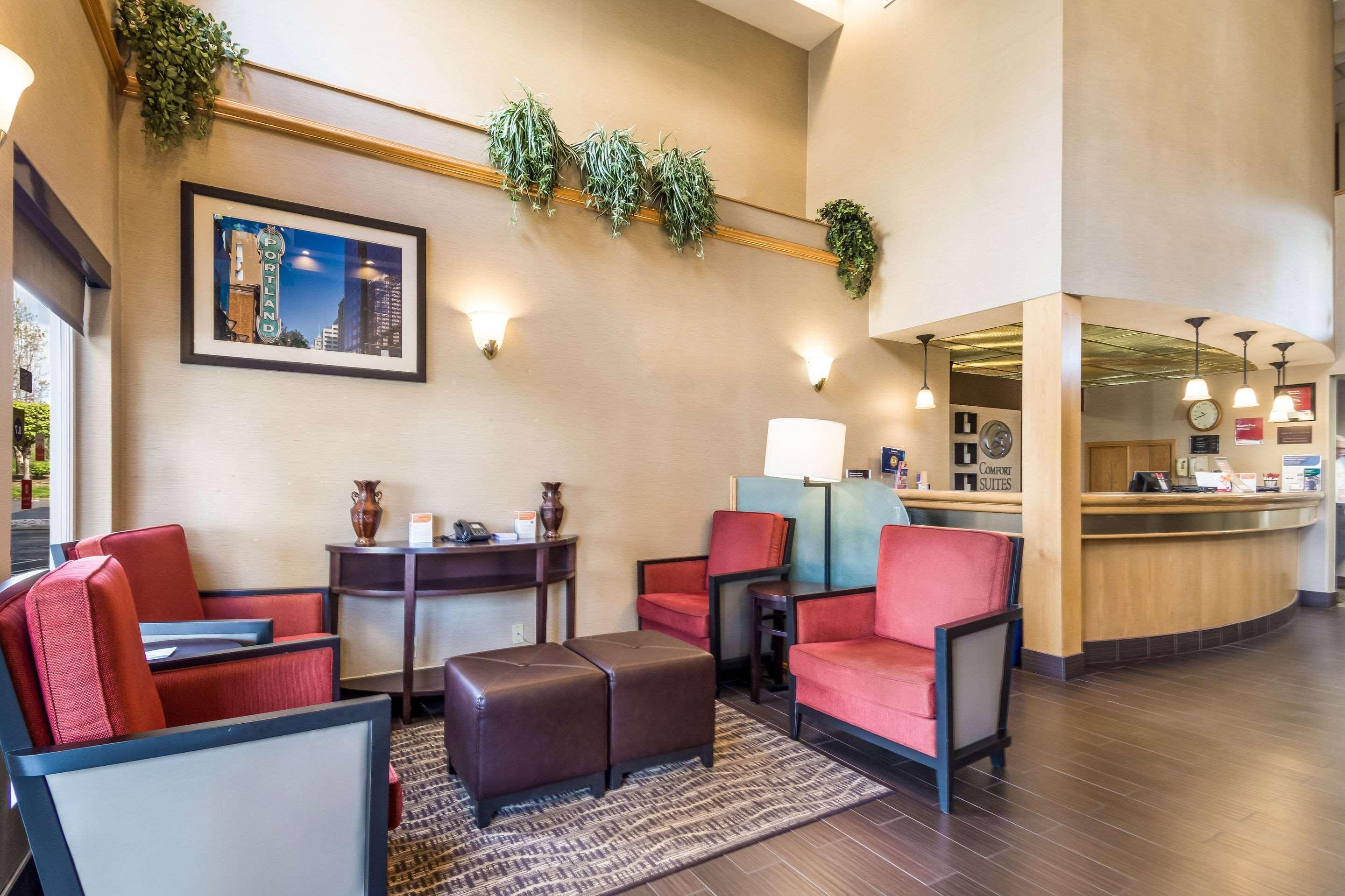 Comfort Suites Portland Airport Exterior foto