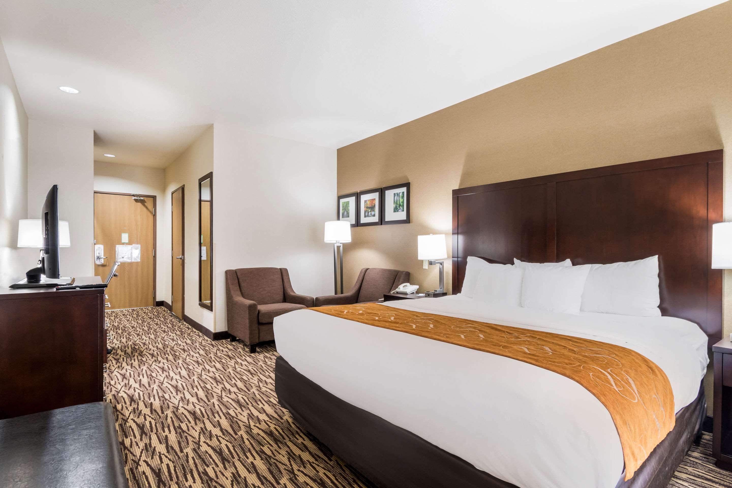 Comfort Suites Portland Airport Exterior foto
