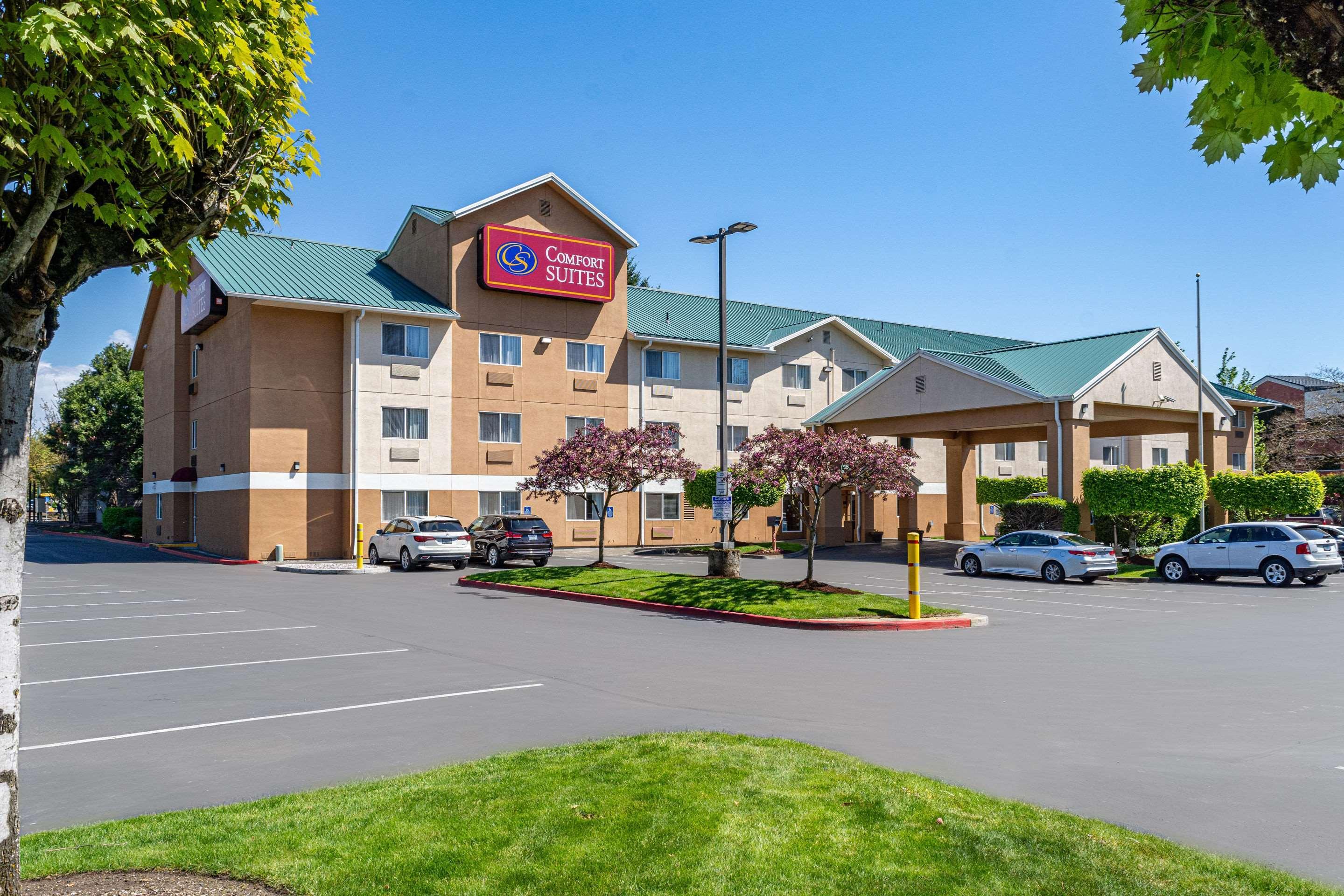 Comfort Suites Portland Airport Exterior foto